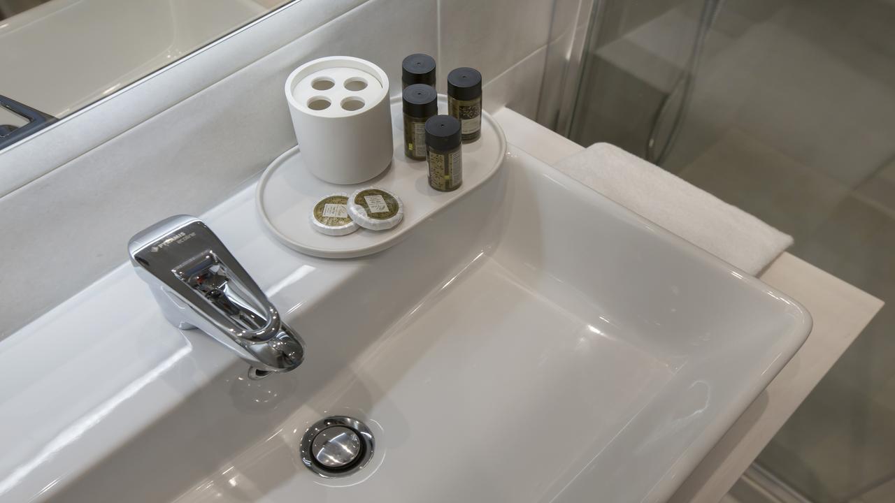 Ermou Stylish Suites By Ghh Athens Luaran gambar